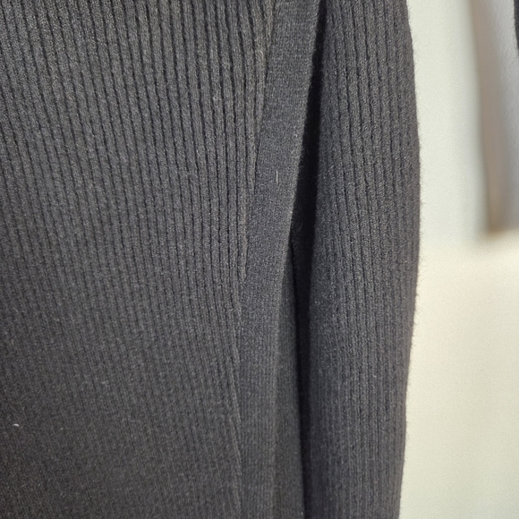 ASTR High Slit Black Long Sleeve Sweater Dress Soft - Picture 11 of 12